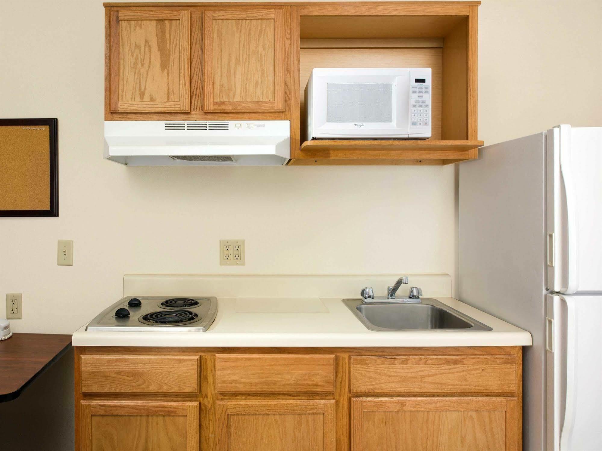 Extended Stay America Select Suites - Charleston - Ashley Phosphate Rd. Север Чарлстон Экстерьер фото